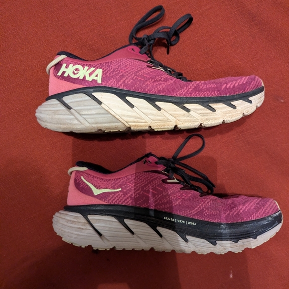 Women's Hoka Gaviota Sneakers - Picture 1 of 13